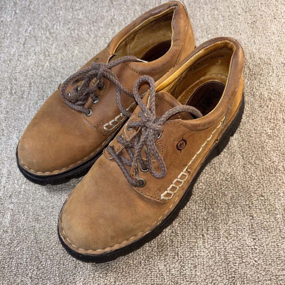 ~BORN~Women's B2346 Brown Nubuck Lace-up Platform OxfordShoe~ Sz 7.5/38.5